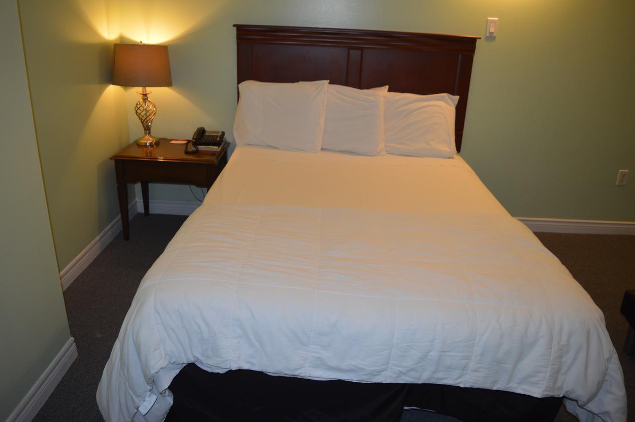 Parkview Motel Guelph Zewnętrze zdjęcie