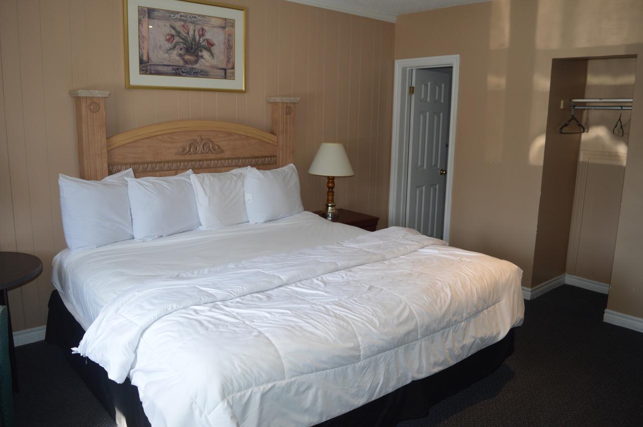 Parkview Motel Guelph Zewnętrze zdjęcie