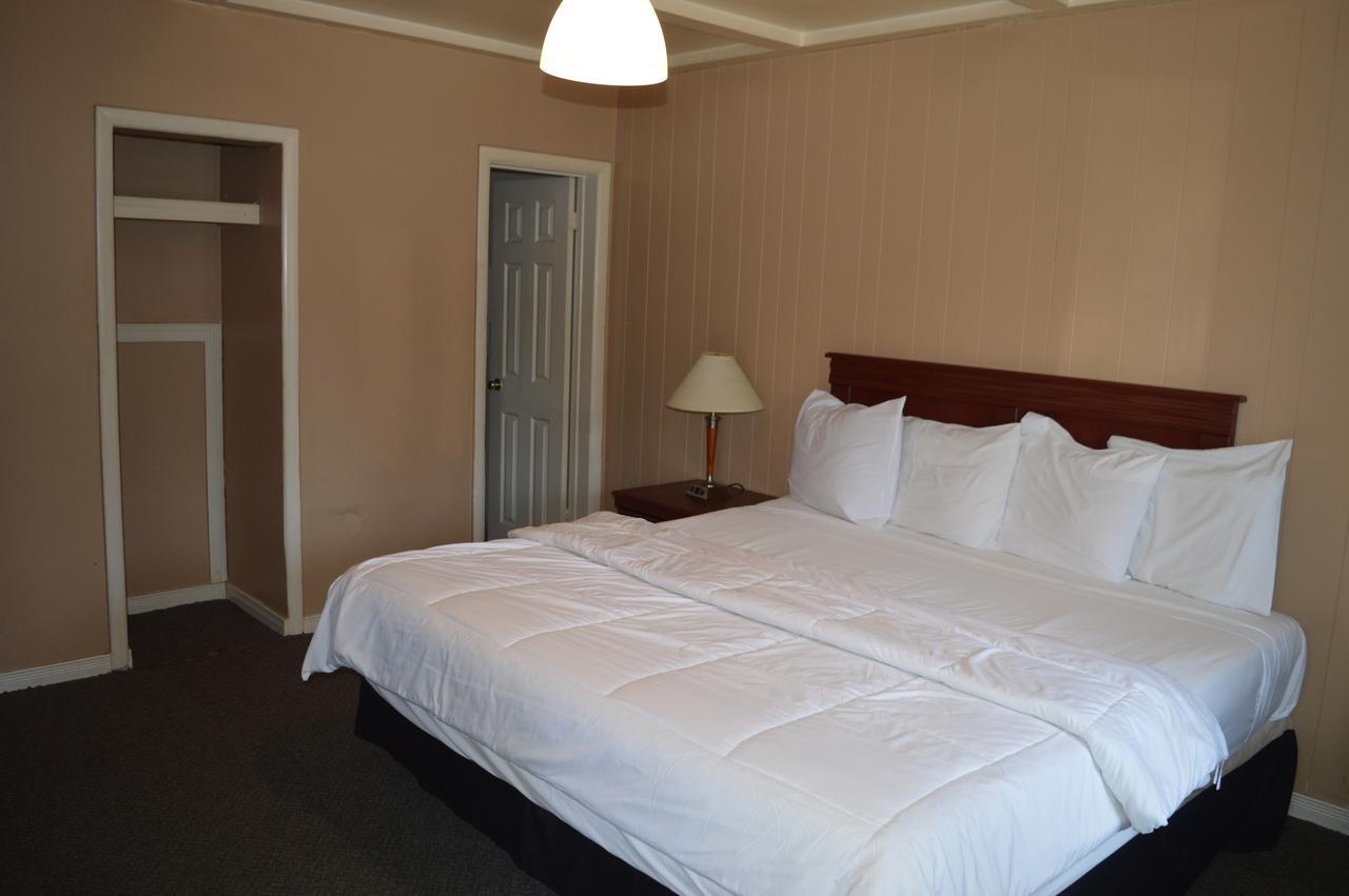 Parkview Motel Guelph Zewnętrze zdjęcie