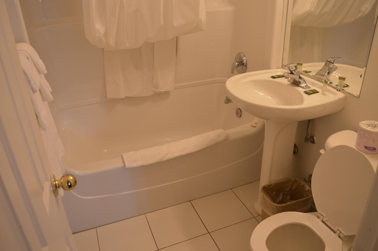 Parkview Motel Guelph Zewnętrze zdjęcie